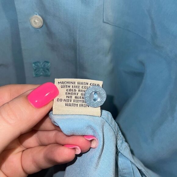 ✨Solitude Button Down Embroidered Short Sleeves Shirt✨ - Picture 4 of 6